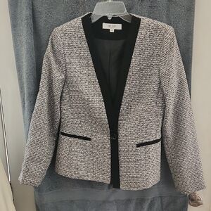 Jones Studio Textured Black and White Blazer